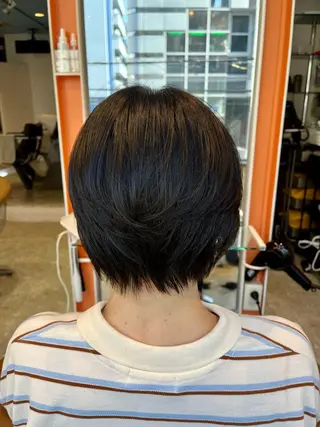 ショート うしだ かおるのヘアスタイル
