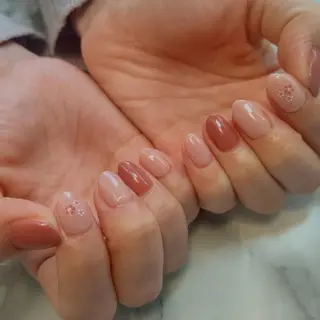 ネイル ジェヌインネイル 河内のネイルデザイン