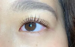 マツエク・マツパ Schüler 心斎橋のマツエク・マツパデザイン