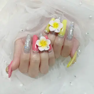 ネイル WISTERIA megumiのネイルデザイン