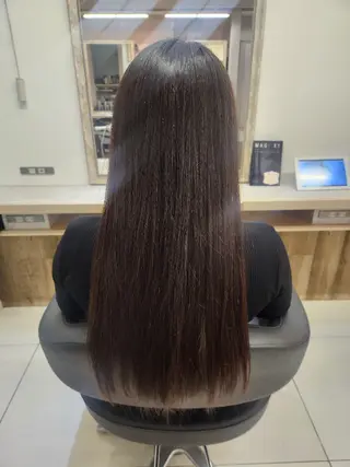 ロング Earth八幡西店 momoのヘアスタイル
