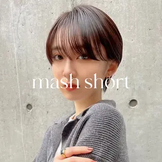 ショート ボブ・レイヤー 田中 励也のヘアスタイル