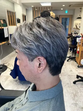 カラー メンズ メンズ特化/パーマ/ フェードWATARUのヘアスタイル