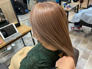 セミロング SALOWIN心斎橋Suite店所属・【髪質改善の専門店】 🫧鷹司郎のヘアスタイル