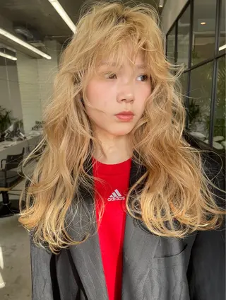 ロング カラー TRENCH所属・中野 舞桜のヘアスタイル