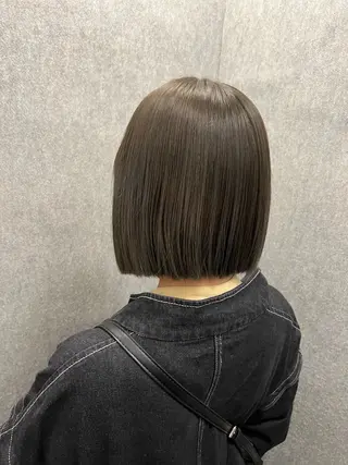 ミディアム カラー akane/ベージュ /オリーブ/ブラウンのヘアスタイル