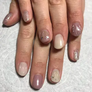 ネイル ECLAT エクラ所属・寺山 千鶴のネイルデザイン