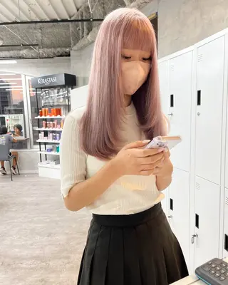 ロング カラー ハイトーン/レイヤー 💜Akaneのヘアスタイル