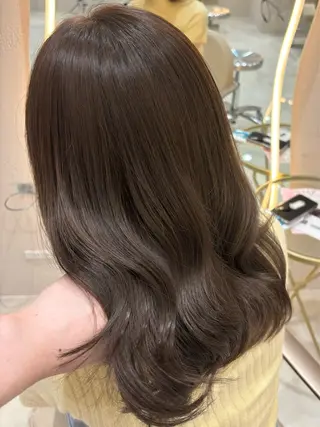 ロング カラー 武藤 胡桃のヘアスタイル