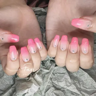 ネイル 🌻FAN'S STUDIO池袋🌻のネイルデザイン