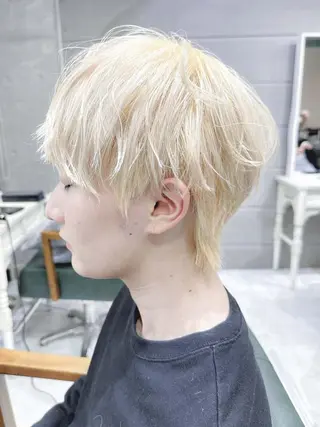ショート カラー ヘアアレンジ Days 透明感カラーのヘアスタイル
