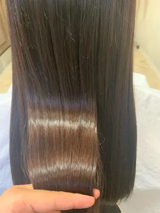 ロング TAKA 【髪質改善】のヘアスタイル