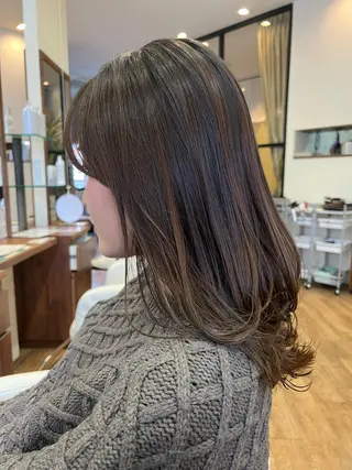 セミロング 一戸 大和のヘアスタイル