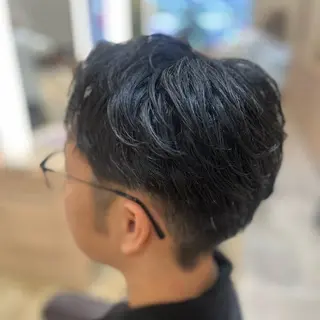 メンズ 毛流れ 癖毛カット/ 英山明未のヘアスタイル