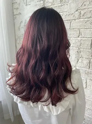 ロング カラー オリーブ/アッシュ やわらか透明感カラーのヘアスタイル