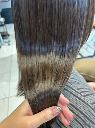 ロング カラー パーマ にった みずきのヘアスタイル