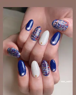 ネイル JINI NAIL所属・ジニ ネイルのネイルデザイン