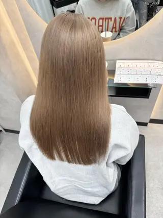 セミロング 🧋ミルクティー 職人🧋のヘアスタイル