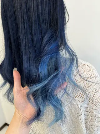 セミロング カラー 松本 菜那のヘアスタイル