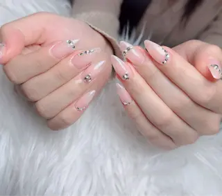 ネイル Lenie Nail Okuboのネイルデザイン