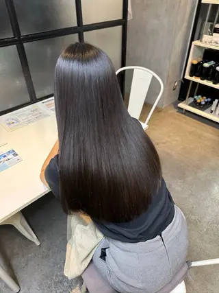 ロング 髪質改善／縮毛矯正 関根青葉のヘアスタイル