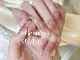 ネイル エムズ ビューティスタジオのマツエク・マツパデザイン