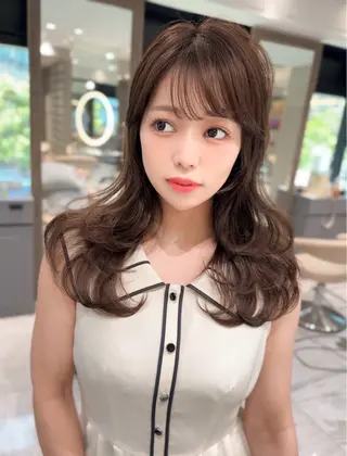 セミロング カラー 木屋元一/透明感 /前髪/韓国ヘアのヘアスタイル