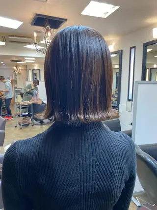 ショート カラー ボブ/縮毛矯正/ レイヤー/塚田のヘアスタイル