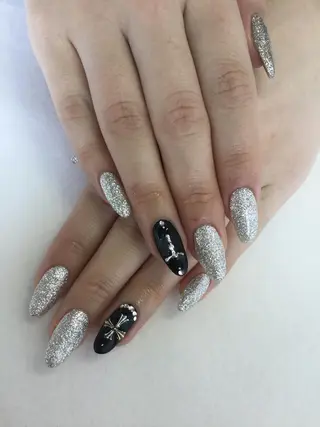 ネイル 💎🐰 saki. m 🐰💎のネイルデザイン