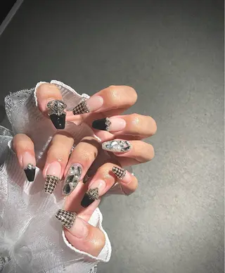 ネイル I-nailロング /ワンホン/キラキラのネイルデザイン