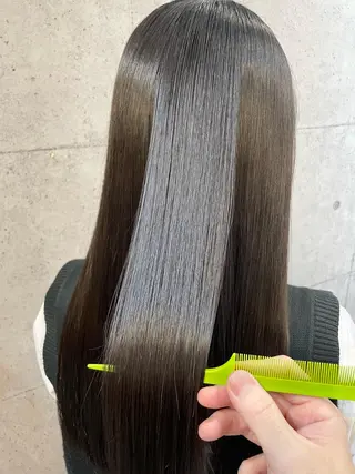 ロング 🔷ブリーチバレイヤ ージュ🔷飯野達也のヘアスタイル