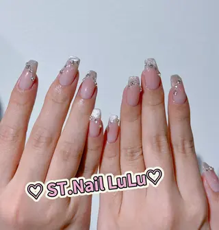 ネイル エスティーネイル ルルのネイルデザイン