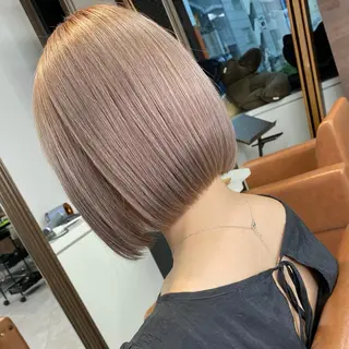 ショート 縮毛矯正・暗髪 ・ショート　橋本🐶のヘアスタイル