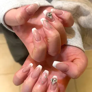 ネイル misaki🎀 coffret.のネイルデザイン