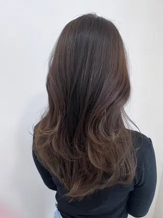 ロング カラー 石原 悠貴のヘアスタイル