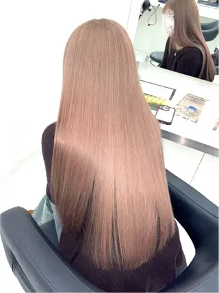 ロング カラー 🖤ハイトーン× レイヤー🖤SARAのヘアスタイル