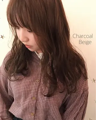 セミロング カラー salon AKIRA所属・市川 千夏のヘアスタイル