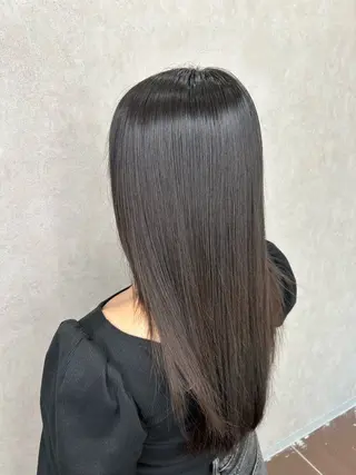 ロング 石塚 光流のヘアスタイル