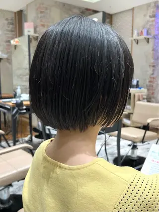 ショート カラー 💍新宿ショート 💍岩田莉奈のヘアスタイル