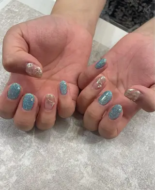 ネイル 澤田 葵のネイルデザイン