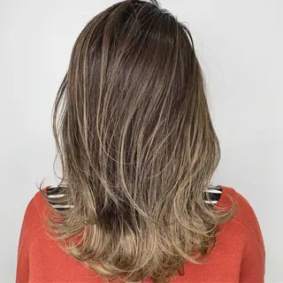 セミロング カラー ヘアアレンジ 指名支持率NO.1 スタイリストのヘアスタイル