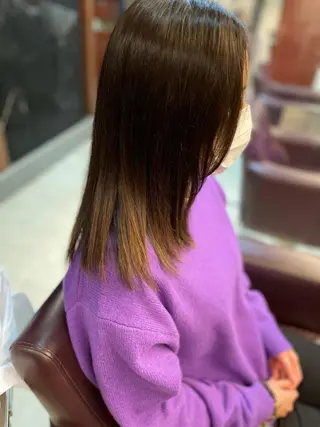 セミロング こすげひろと カラー講師のヘアスタイル