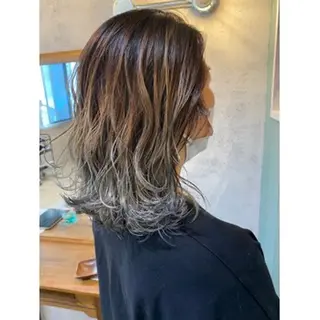 セミロング スタイリスト まことのヘアスタイル