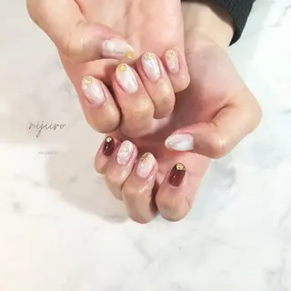 ネイル nailatelier nijiiro.所属・nijiiro🌈 サトウのネイルデザイン