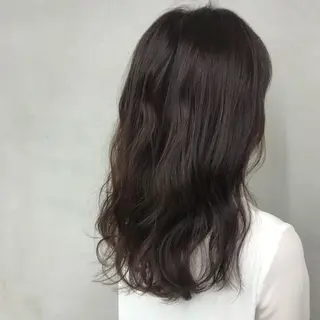 セミロング カラー ヘアアレンジ 平川 夏海のヘアスタイル
