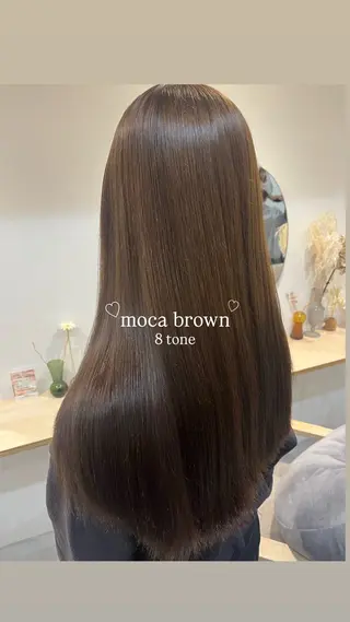 カラー 山口 愛結のヘアスタイル