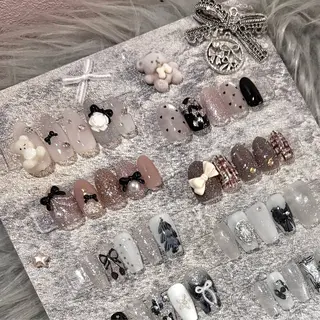 ネイル Dark Honey Susuのネイルデザイン