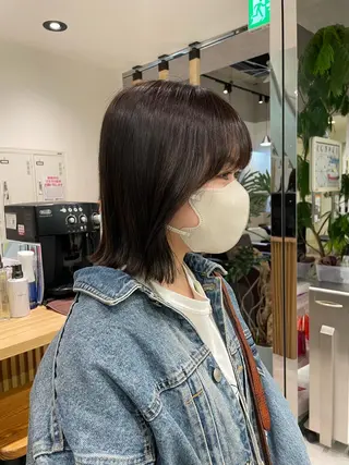 ショート カラー レイヤー/顔まわり カット/地毛風カラーのヘアスタイル