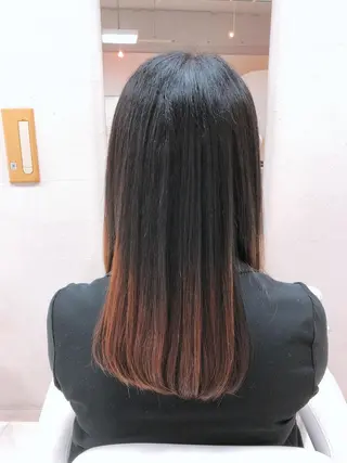 ミディアム 阿部 美咲のヘアスタイル