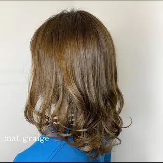 セミロング カラー 🌈re-room EIKI🇰🇷のヘアスタイル